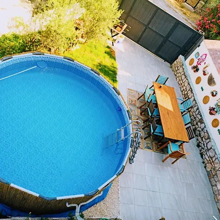 别墅 With Private Pool And Unique Sea View In Çeşme
