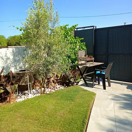 With Private Pool And Unique Sea View In فيلة *